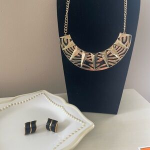 SET Black And Gold - Statement Necklace And Vintage Clip On Earrings